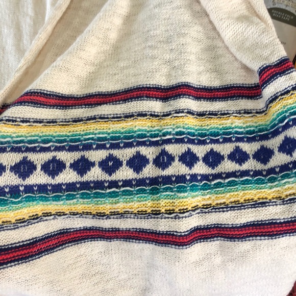 Gorgeous sweater shrug - Picture 4 of 4